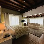 Pedro Barn Hotel At Little England Cottages