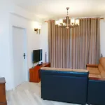 Ajymth Luxury - Lakeview Residencies - F24 * Nuwara Eliya