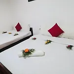 Bed & Breakfast Hillside