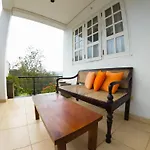 Hillneliya Resort