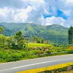 Wonder Hills
