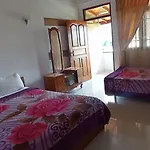 Oviya Guest Bed & Breakfast 3*