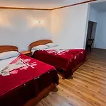 Homestay Selis Manor *