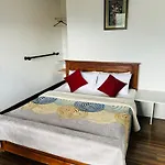 Kadalla Guest house