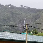 Sasru * Nuwara Eliya