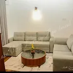 Side Haven Apartment *
