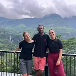 Hikers 2*