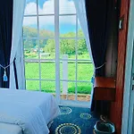 Golden Mist Nuwaraeliya Hotel *