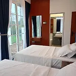 Golden Mist Nuwaraeliya Hotel