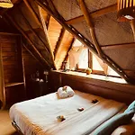 47 * Nuwara Eliya