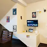 Guest house White Hill
