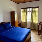 88 - Country house