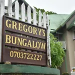 Gregory\'S Bungalow