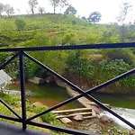 Grounder's River Nuwara Eliya
