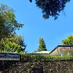 Waterfield Bungalow By Liyozi Leasiure