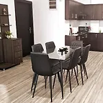 3-bedroom Serviced In Town Apartment *