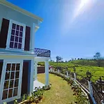 Private Villa By The Tea Estate