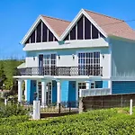 Villa Private By The Tea Estate *