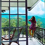 Luxe Wilderness - Private Villas, Free Breakfast, 2Km From City Centre