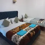 Pedro & Guest house 3*