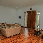 Homestay Cloud 16 *