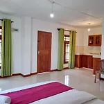 Ceyonra Evermist Bed & Breakfast