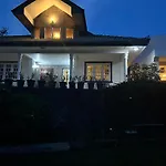Breezy Loft - Nuwara Eliya