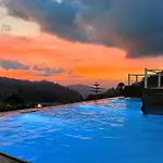 Hilldale Retreat