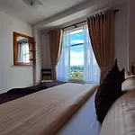 Cloudberry Inn