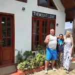 The Mount Lodge