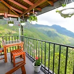 Resort Natural View