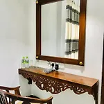 Ivy * Nuwara Eliya