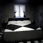 Bed & Breakfast D Hearts ,