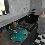 Bed & Breakfast D Hearts , *
