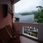 Vicrick Grand Residences Apartment