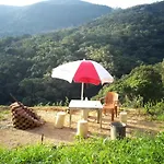 D Hearts , * Nuwara Eliya