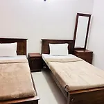 Turf Nuwara Eliya