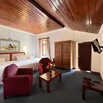 Tea Bush Hotel
