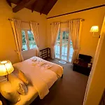 The Tapherini Lodge Nuwara Eliya