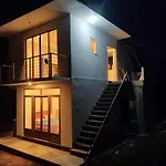 Mist Haven Only For The Local Guests Guest house Nuwara Eliya