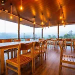 Ulugala Resort *