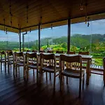 Ulugala Resort *