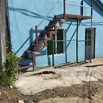 Guest house Sparrow Family *