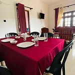 Gregory Lake Inn Resort