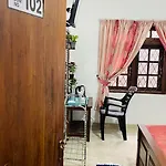 Gregory * Nuwara Eliya