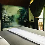 Grounder's River Apartment