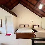 Crimple * Nuwara Eliya