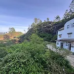 Crimple Hotel