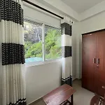 Crimple Hotel *