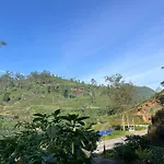 Crimple Hotel Nuwara Eliya